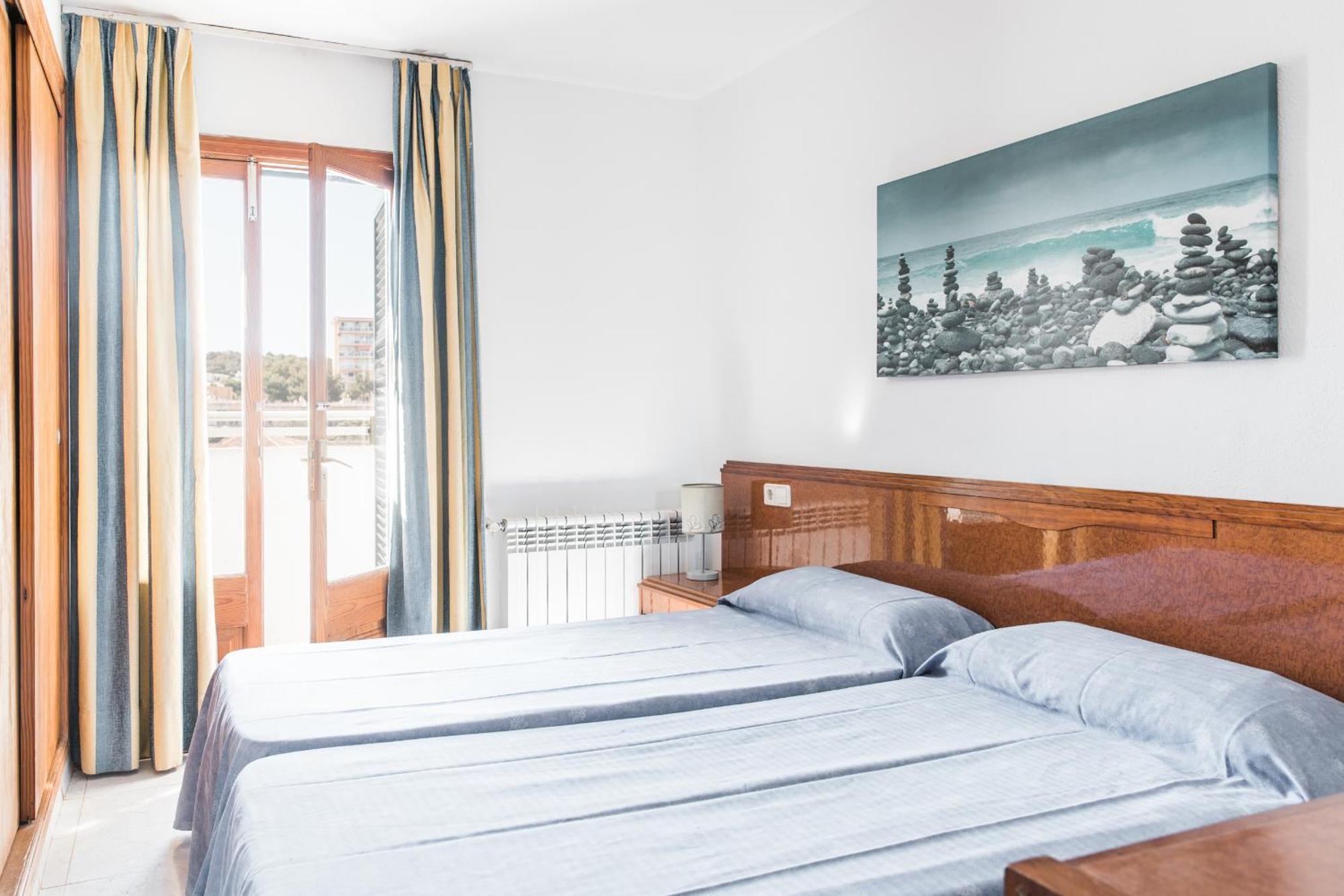 Apartamentos Balear Beach Palmanova Екстериор снимка